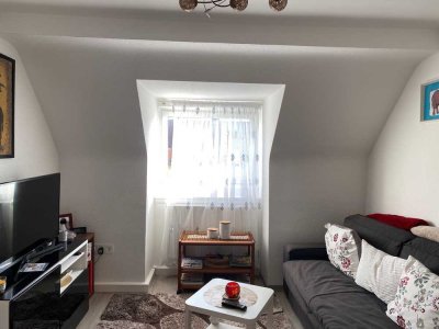 Gemütliche Dachgeschosswohnung mit Schrägen