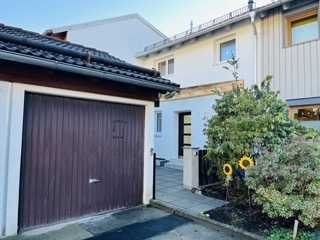 Geräumiges RMH nahe Bahnhof in Westerham zu vermieten!