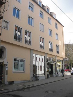 Ideale Studentenwohnung mit 3 Schlafzimmern im Herzen der City