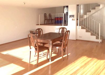 Schorndorf: Familienparadies in Top-Lage ! - Ruhig und architektonisch ansprechend
