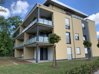 Individuelle, lichtdurchflutete 2 Zimmer Whg im Stadtkern