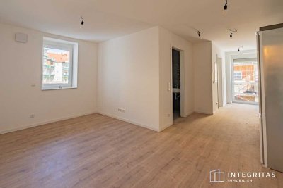 Komplett sanierte 2-Zimmer-Wohnung