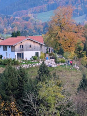 Geräumiges Einfamilienhaus mit Garage in Fischbachau