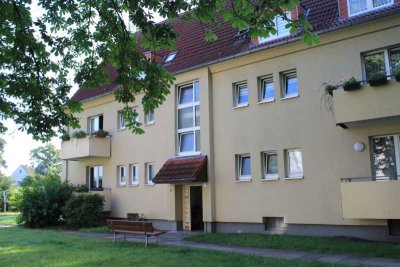 Ruhiges Wohnen im Grünen - 2-Zimmer-Wohnung mit Balkon