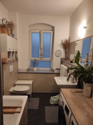 Schöne 3-Zimmer-Wohnung mit Badewanne und Balkon!