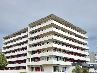 Moderne Ferienwohnung mit Balkon, Westsonne und seitlichem Meerblick