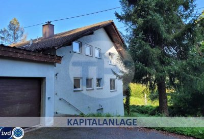 RESERVIERT!
FÜR KAPITALANLEGER:
VOLL VERMIETETES DREIFAMILIENHAUS
RENDITE: CA. 6,49%