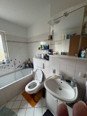 Inserat 2: 1. Obergeschoss mit Balkon