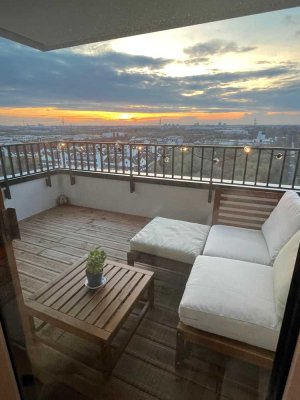 3-Zimmer-Wohnung mit Balkon, 2 Badezimmer,  Einbauküche 15 OG unbefristet unmöbliert
