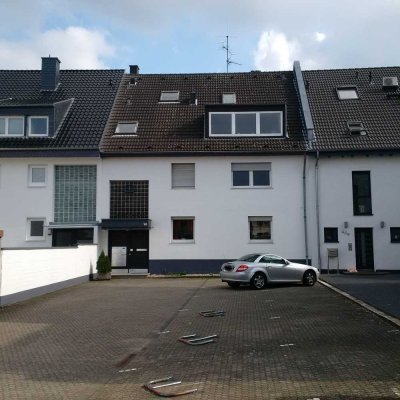 Köln-Lind Maisonette-Wohnung ab dem 01.01.2026 zu vermieten