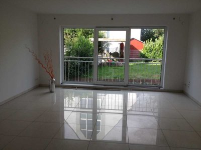Exklusive 4-Zimmer-Maisonettewohnung mit großem Garten und hochwertiger Ausstattung in ruhiger Lage