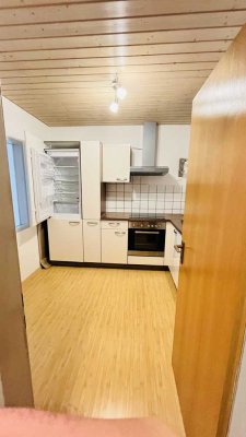 � Moderne 2-Zimmer-Wohnung mit Balkon, Einbauküche & Tiefgaragenstellplatz – Bezugsfertig