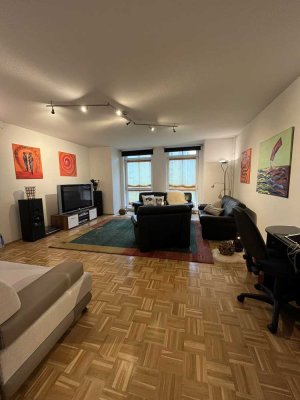 Barrierefreie Zweizimmerwohnung mit Blick ins Grüne in Berlin-Friedrichsfelde