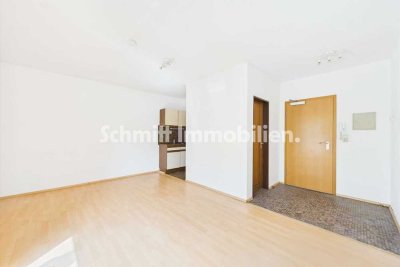 Single-Wohnung mit Balkon. In Frankfurt-Schwanheim