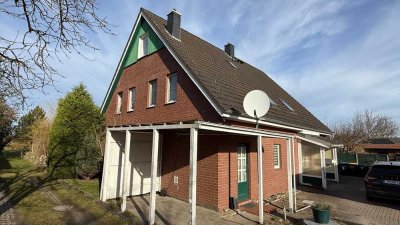 Kleines Mehrfamilienhaus mit großem Grundstück in Schwerin Warnitz zu kaufen!
