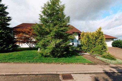 Besondere 3 Zi-Wohnung mit 130 qm EG Ortsrand Sulz a.N.