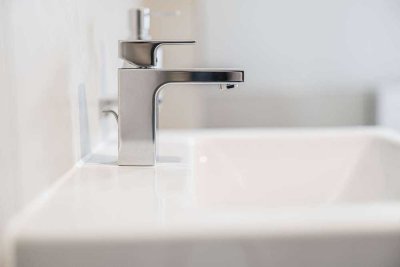 Erster Monat kaltmietfrei! Tageslichtbad mit Wanne I neue Einbauküche