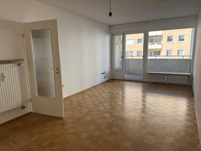 Helle 2-Zimmer Wohnung mit Balkon in München-Sendling