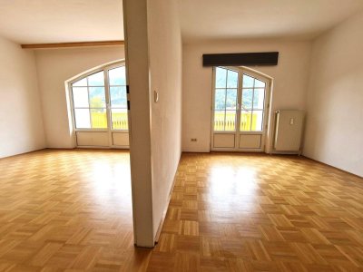 2 Zimmerwohnung mit großem Balkon und Untersberg-Blick!!!