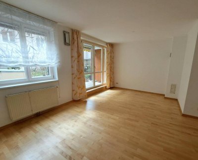 Wohlfühlplätzchen mitten in Baden bei Wien - sehr freundliche 3-ZI.-MIET-WG. - mit Terrasse und TG-Stellplatz - provisionsfrei für Mieter