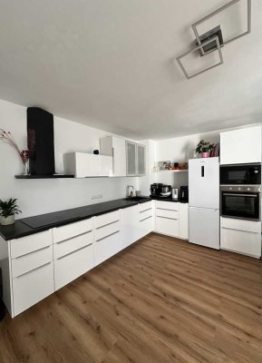 Modernisierte Wohnung – komplett saniert, energieeffizient & ideal geschnitten