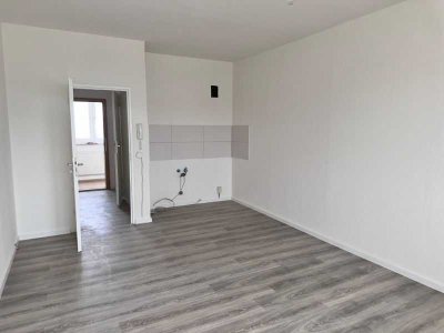// tolle 1 Zimmer  Wohnung // Achtung kaltmietfreie Zeit //