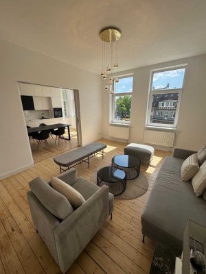 *Schmuckstück am Kantplatz* - Traumwohnung mit 4-Zimmern in Kleefeld