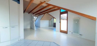 * traumhafte 2,5 DG Wohnung - provisionsfrei *