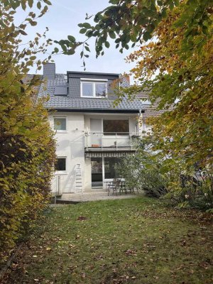 Saniertes Reihenhaus im Dornbusch