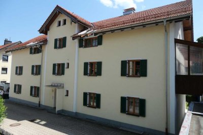 4,5 Zimmer EG-Wohnung 114 m² Hausham mit Terrasse und eigenem Gartenanteil