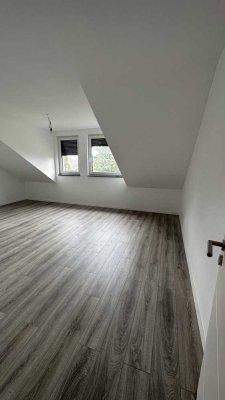 Neubau Wohnung Wesseling Urfeld 2,5 Zimmer für Single/Pärchen Nebenkosten inkl. Strom