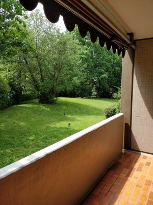Helle 2-Zi.-Wohnung in Nürnberg Langwasser mit Balkon ins Grüne