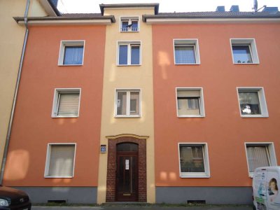 Schöne 2 ZKDB mit Balkon in der Viersener Innenstadt