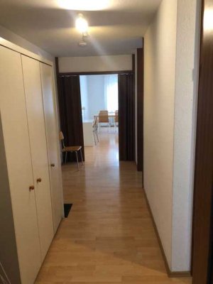 Helle möblierte 3-Zimmer Wohnung mit Balkon in Stuttgart-Zuffenhausen