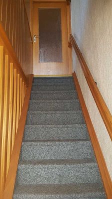 Schöne Dachgeschoßwohnung 1.OG