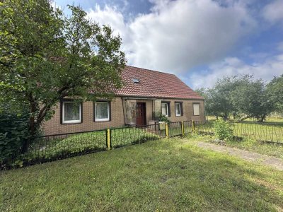 Bauernhaus mit massiver Scheune in ruhiger Randlage von Triepkendorf