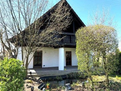 Individuell saniertes Bauernhaus mit Garten-Blockhaussauna
