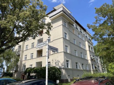 Charmante 3-Zimmer-Wohnung mit Balkon in ruhiger, zentraler Lage in Lichterfelde-West