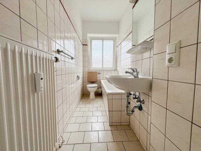 +++Stilvoll wohnen: helle 2,5-Zimmer-Wohnung+++