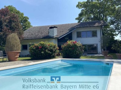 Stilvolle Villa mit Pool im Alten Westen!