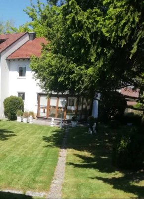 Haus -Frauenricht bei Weiden (unverbaubare Südlage)