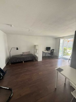 Modernes Einzimmerapartment: Ruhige Lage, Fußläufig zum KIT und Stadtzentrum