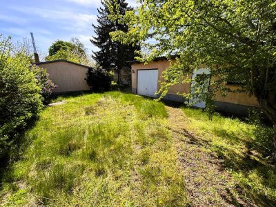 Ferienhaus mit Potenzial auf großem Grundstück in der idyllischen Kleinseenplatte