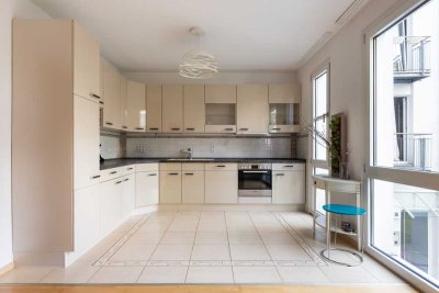 Wohnen am Monbijoupark - 3 Zimmer Wohnung mit 2 Schlafzimmern mit Cоnsierge und Tiefgarage
