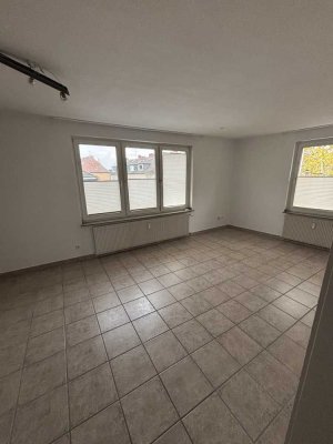 Helle 3-Zimmer Wohnung im 2. OG in Oberhausen-Marienkirche