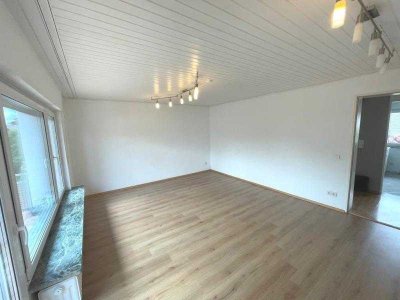 Neuwertige 4 Zimmer-Wohnung in bester Lage für gehobene Ansprüche!