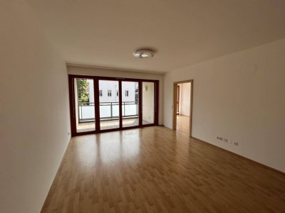 Zentrale Stadtwohnung mit zwei Tiefgaragenplätzen