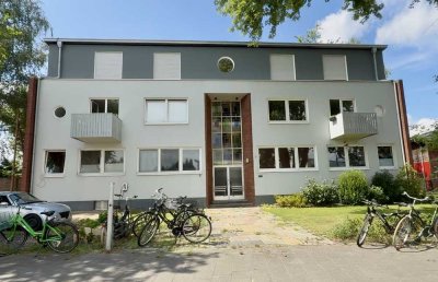 Besondere Wohnung mit herrlichem Blick und kleinem Gärtchen - Provisonsfrei