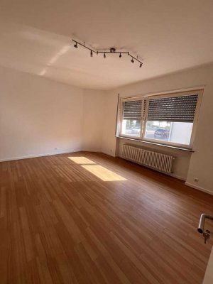 Helle 4-Zimmer-WG in zentraler Lage von Kornwestheim – nur 600 m zur S-Bahn