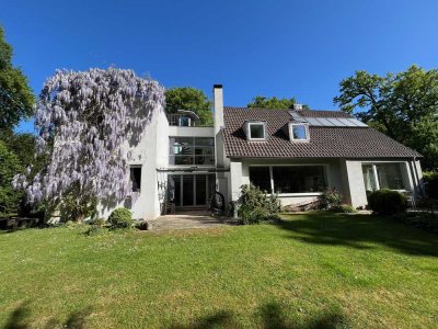 Klassisch und Modern mit großem Garten als charmante Parkanlage